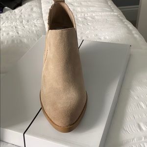 dolce vita elfy suede bootie